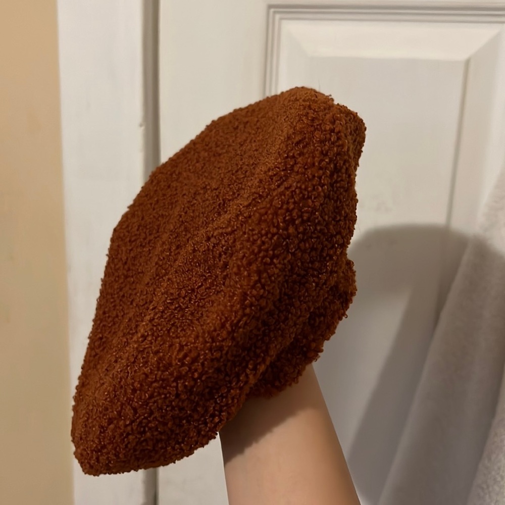 wild fable brown fluffy beret